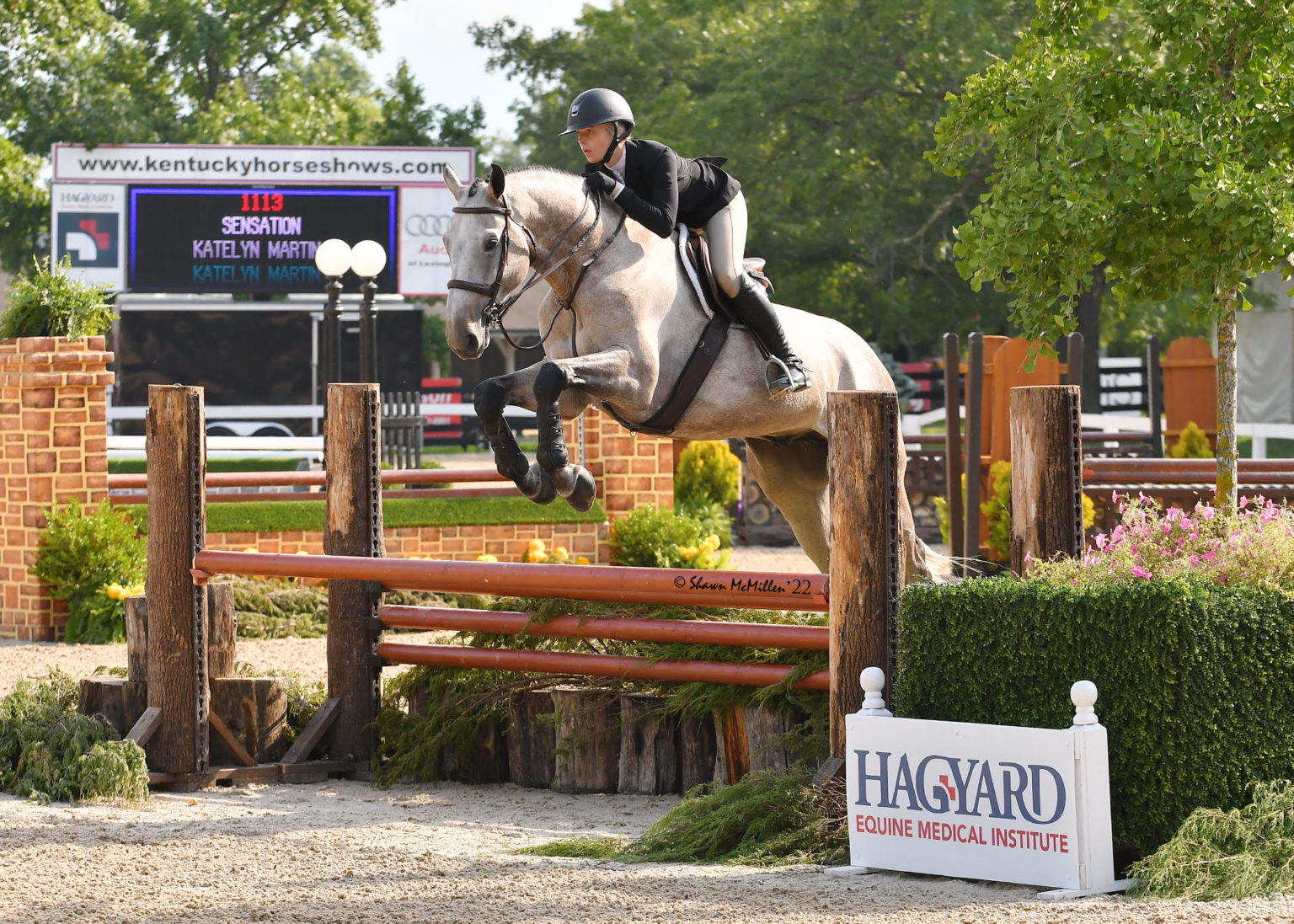 Sterling Malnik and Katelyn Martin Claim Equitation Wins at Kentucky ...