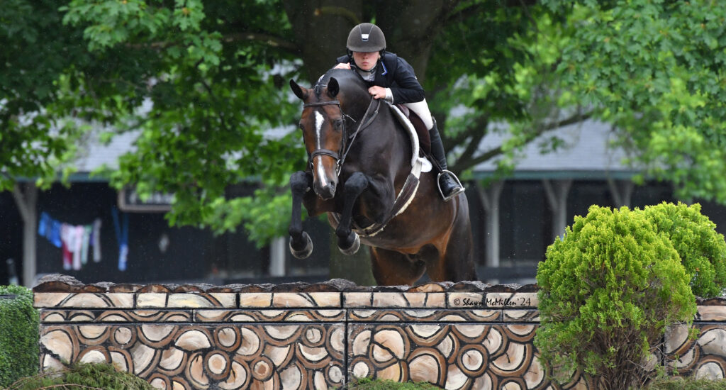 Augusta Iwasaki and Small Love Score $5,000 USHJA National Hunter Derby ...